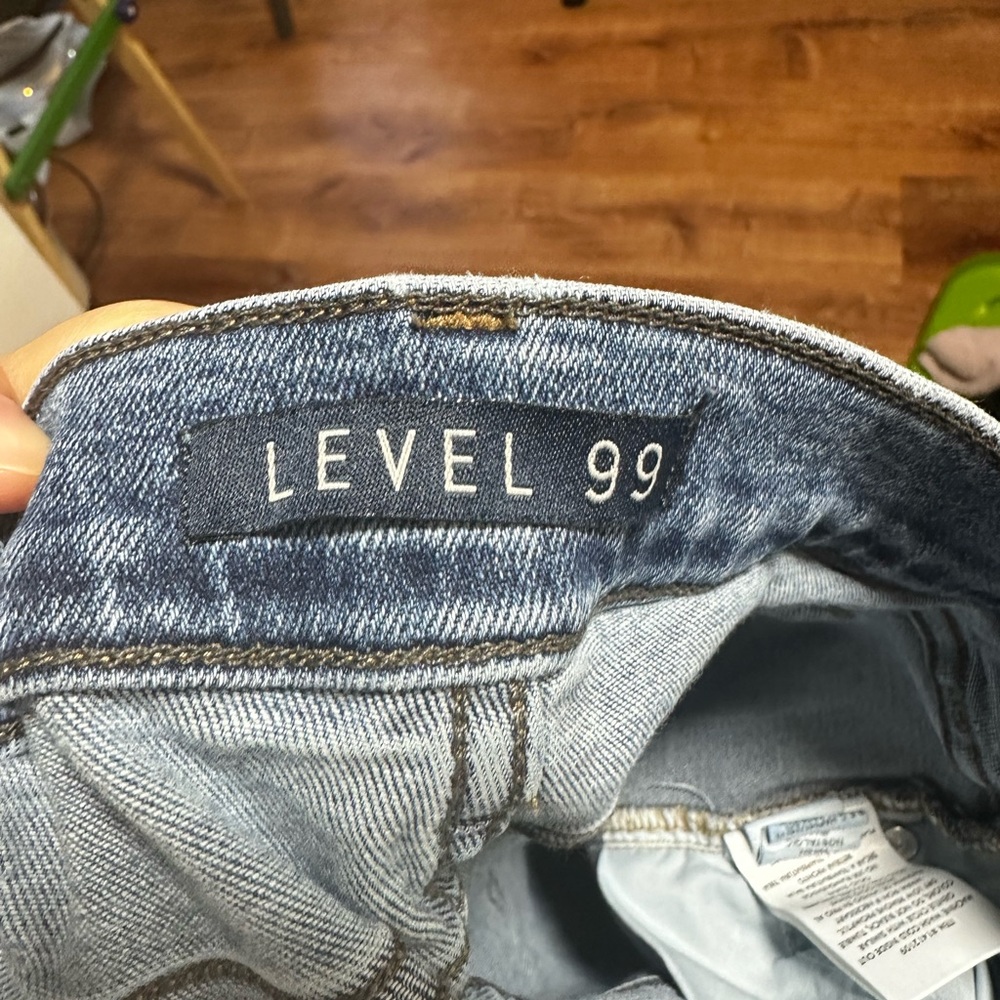 Level 99 - Picture 2 of 2